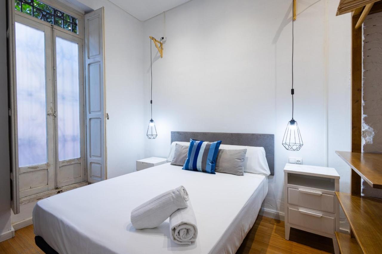 Florit Flats - The Vella Apartment Valenza Esterno foto