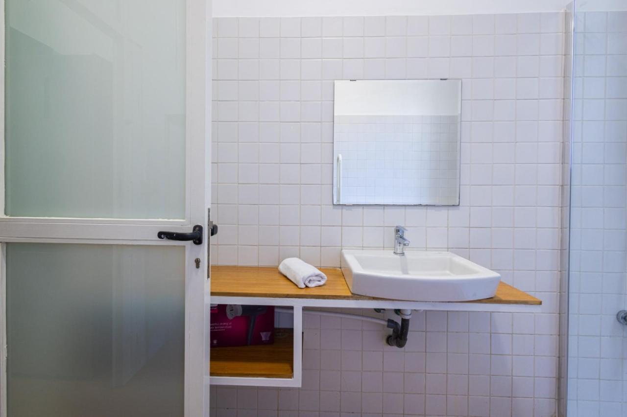 Florit Flats - The Vella Apartment Valenza Esterno foto