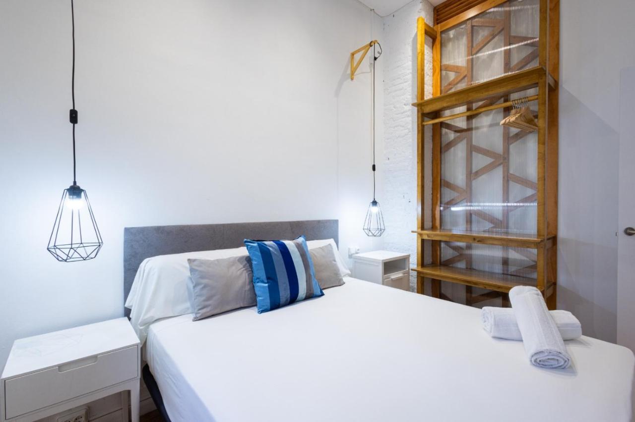 Florit Flats - The Vella Apartment Valenza Esterno foto