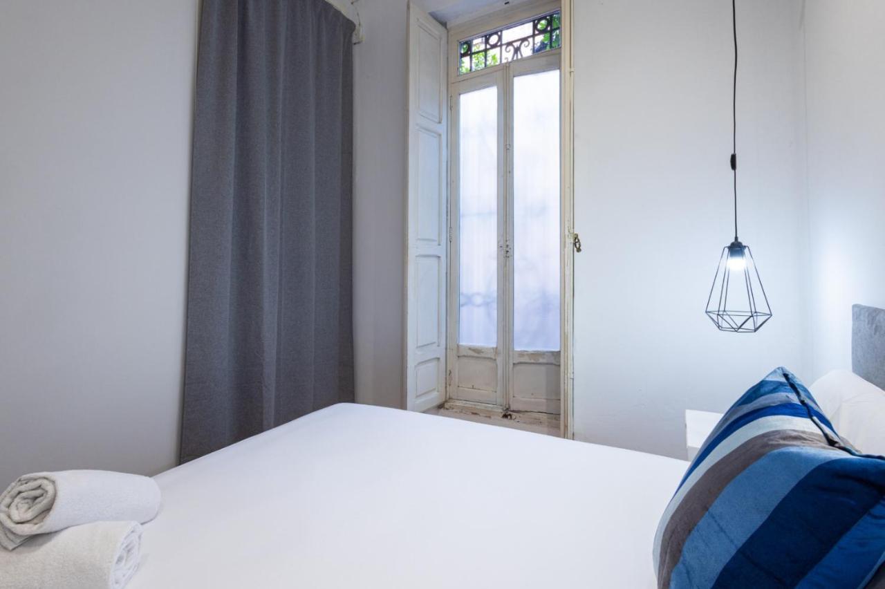 Florit Flats - The Vella Apartment Valenza Esterno foto