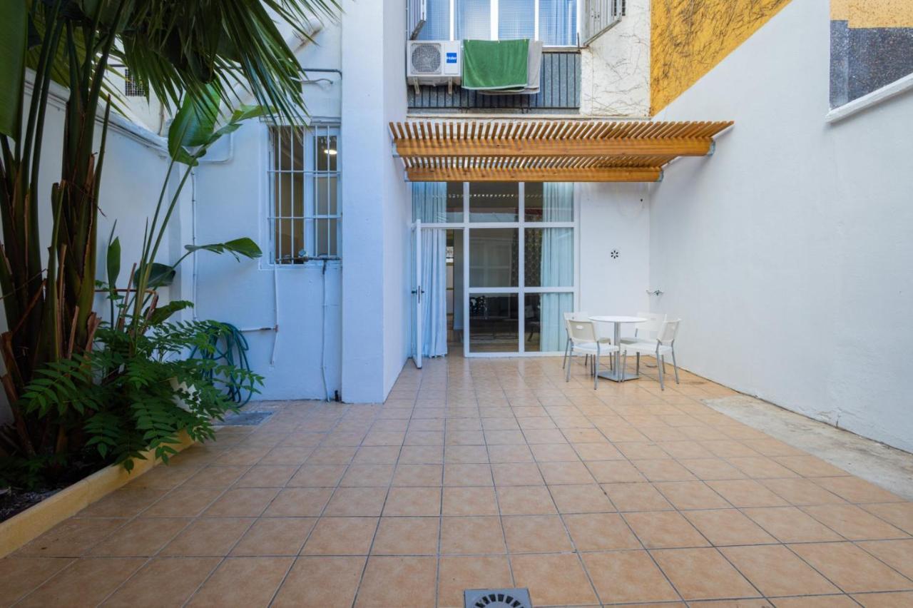 Florit Flats - The Vella Apartment Valenza Esterno foto