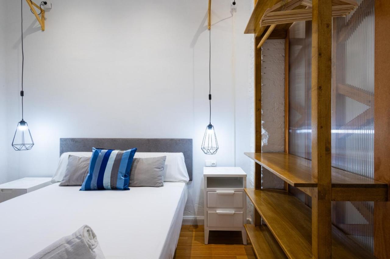 Florit Flats - The Vella Apartment Valenza Esterno foto