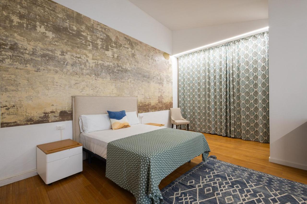 Florit Flats - The Vella Apartment Valenza Esterno foto