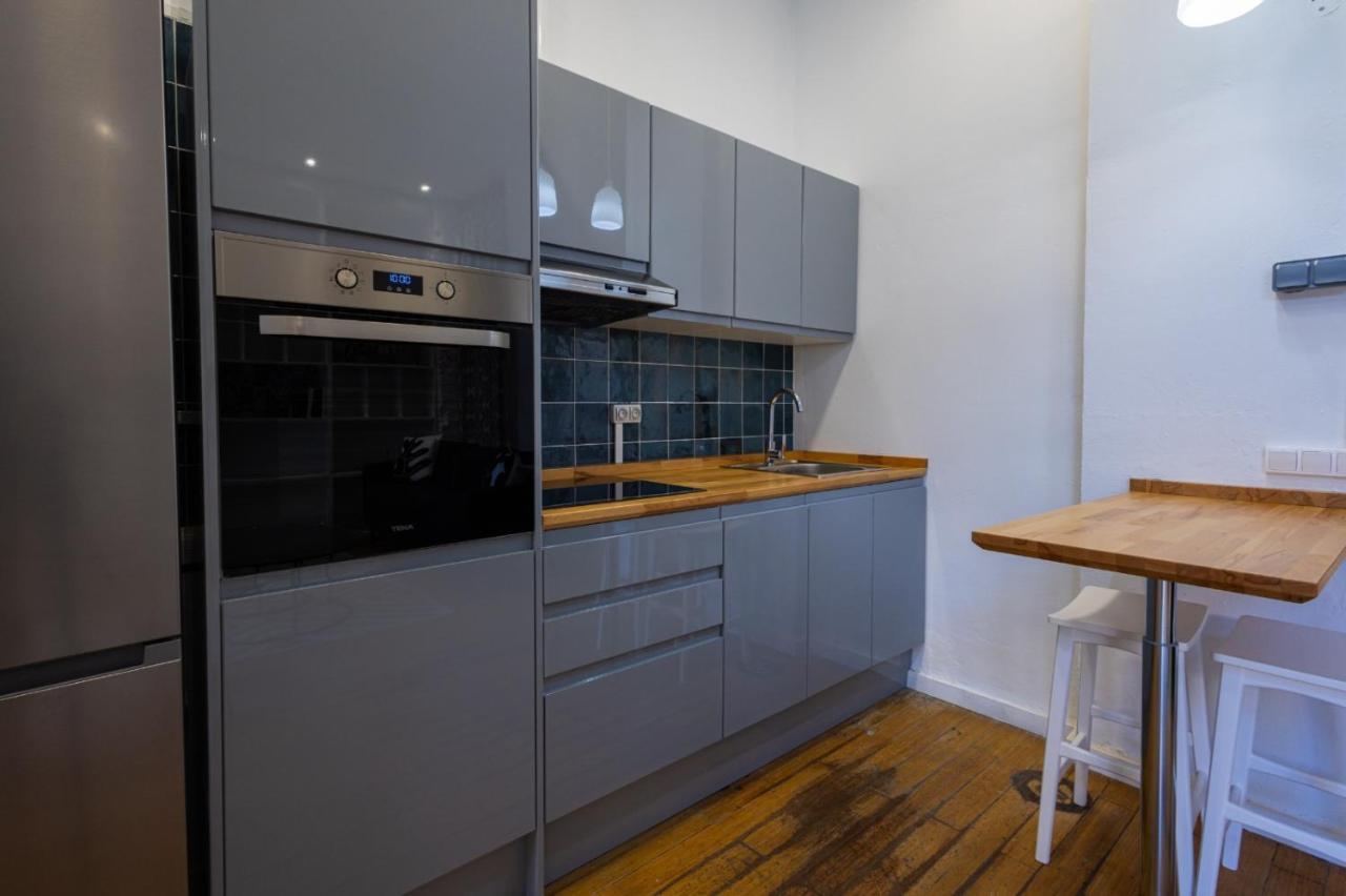 Florit Flats - The Vella Apartment Valenza Esterno foto