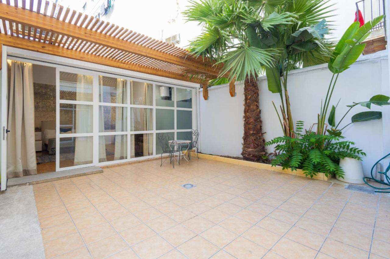 Florit Flats - The Vella Apartment Valenza Esterno foto